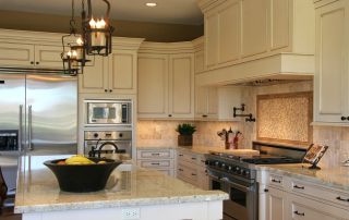 Modern kitchen renovation in West Island by Revohouse